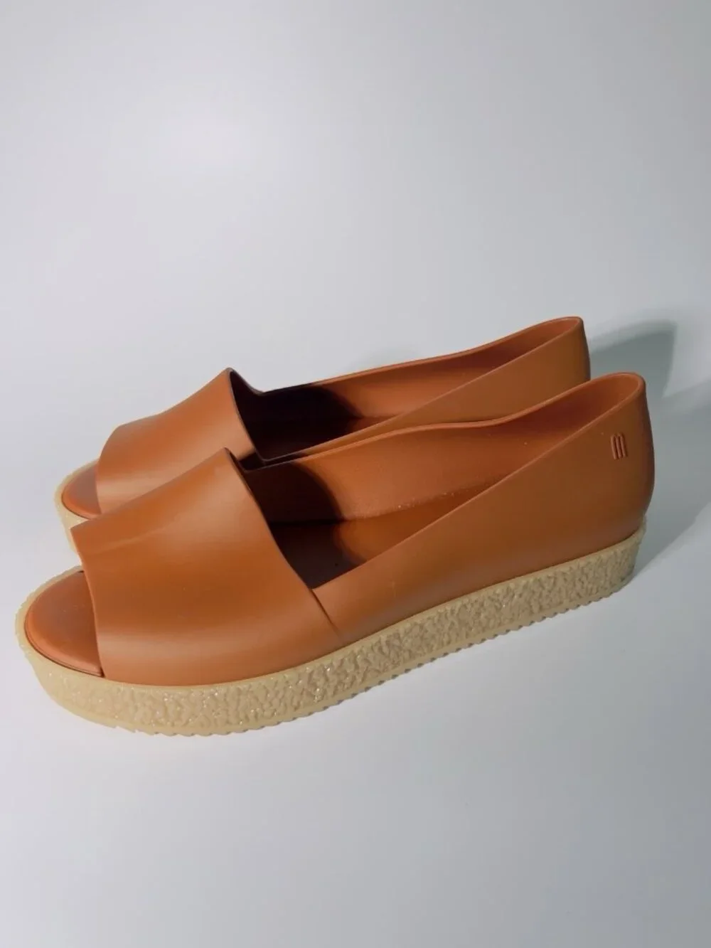 Melissa Puzzle Ad Platform Peep Toe Flats Caramel Women’s Size 8
